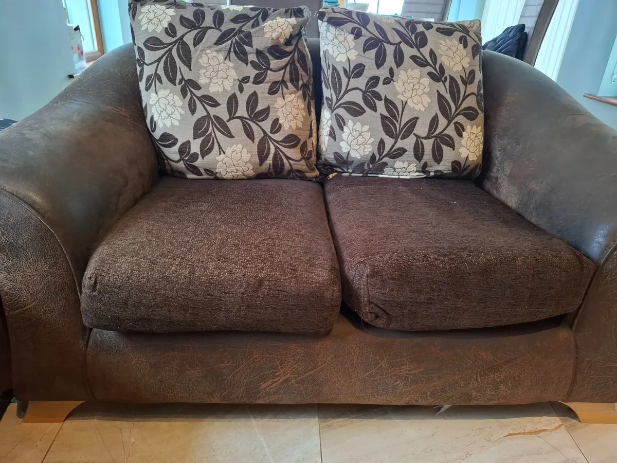 2 seater couch and armchair - Image 3