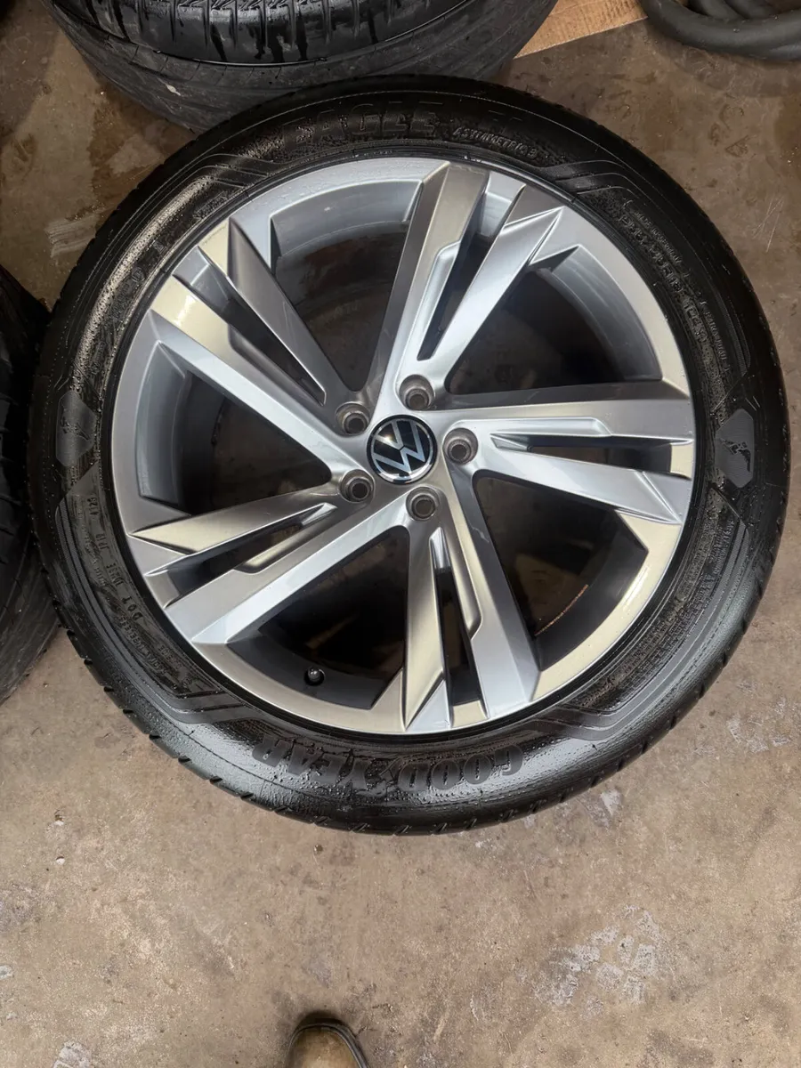 19inch VW Tiguan alloy wheels - Image 2