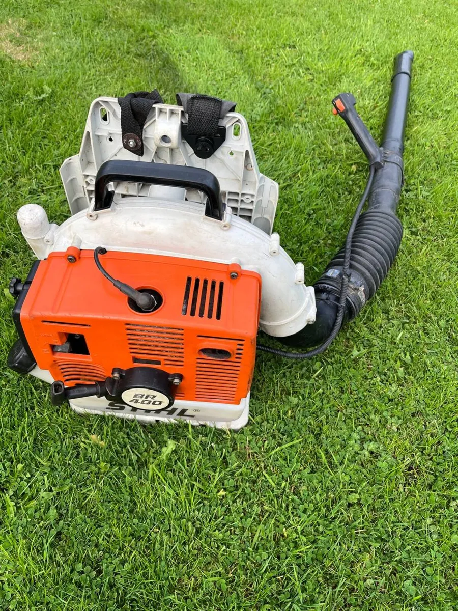 Leaf blower - Image 1