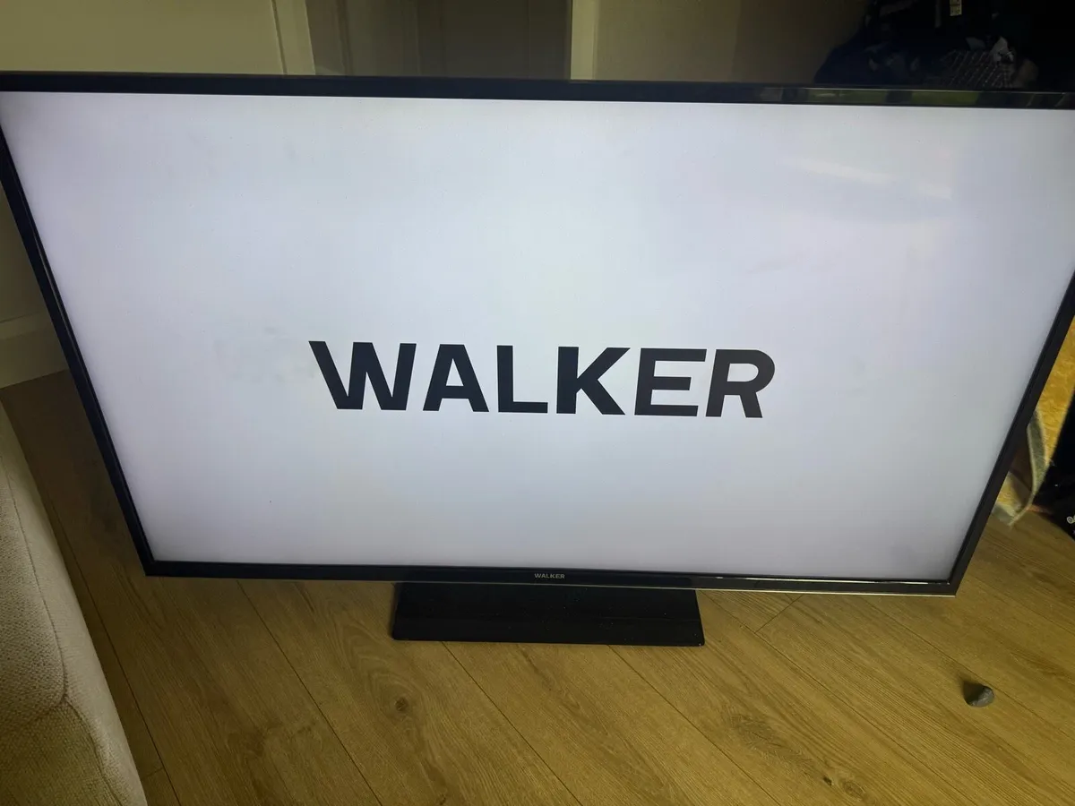 55” TV - Walker Smart TV - Image 3