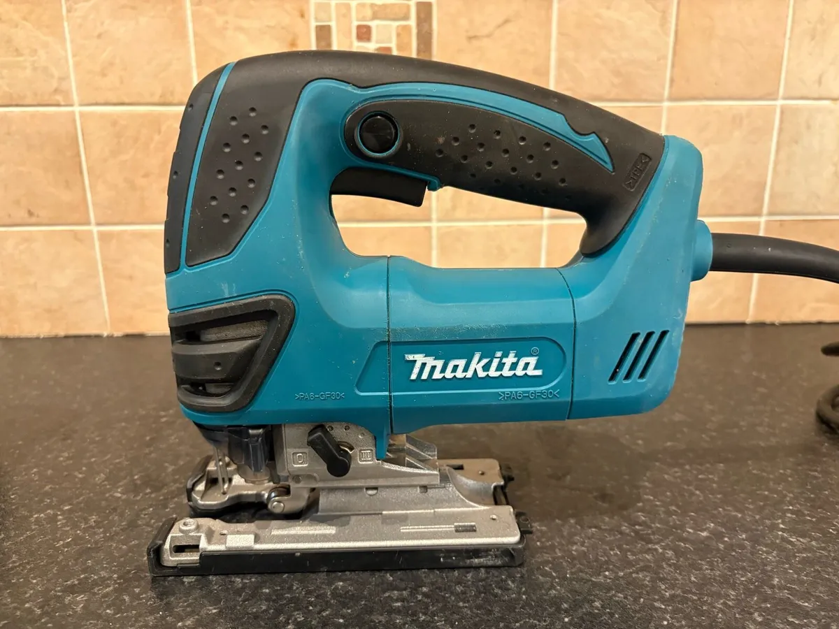 Makita 4350CT Jigsaw 110v - Image 2