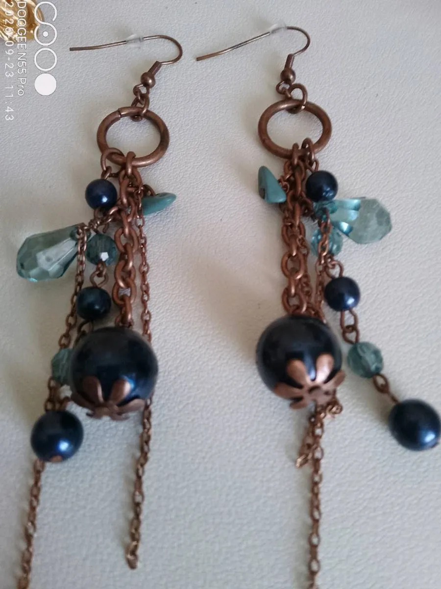 Women's Drop Style Earrings - Image 3