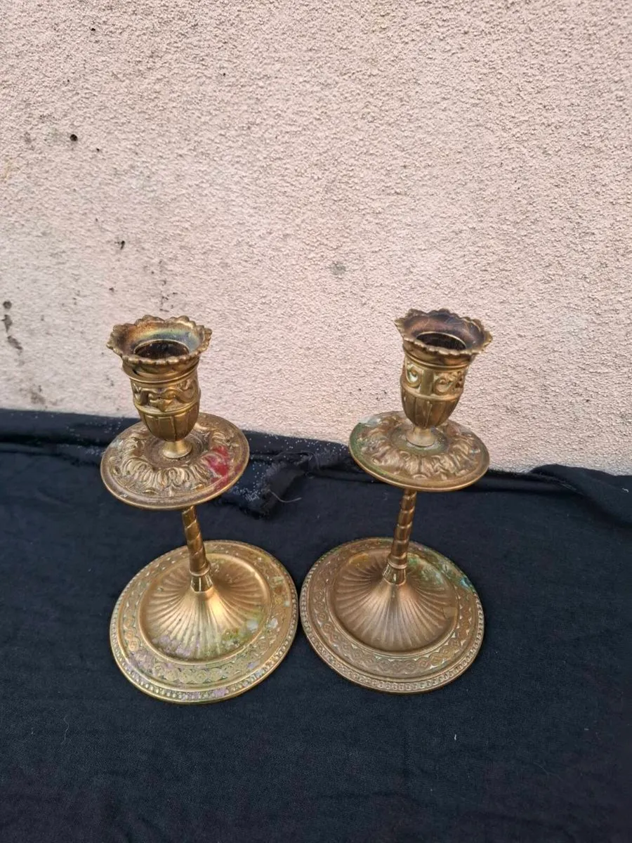 Duo brass candle holder postage possible - Image 1