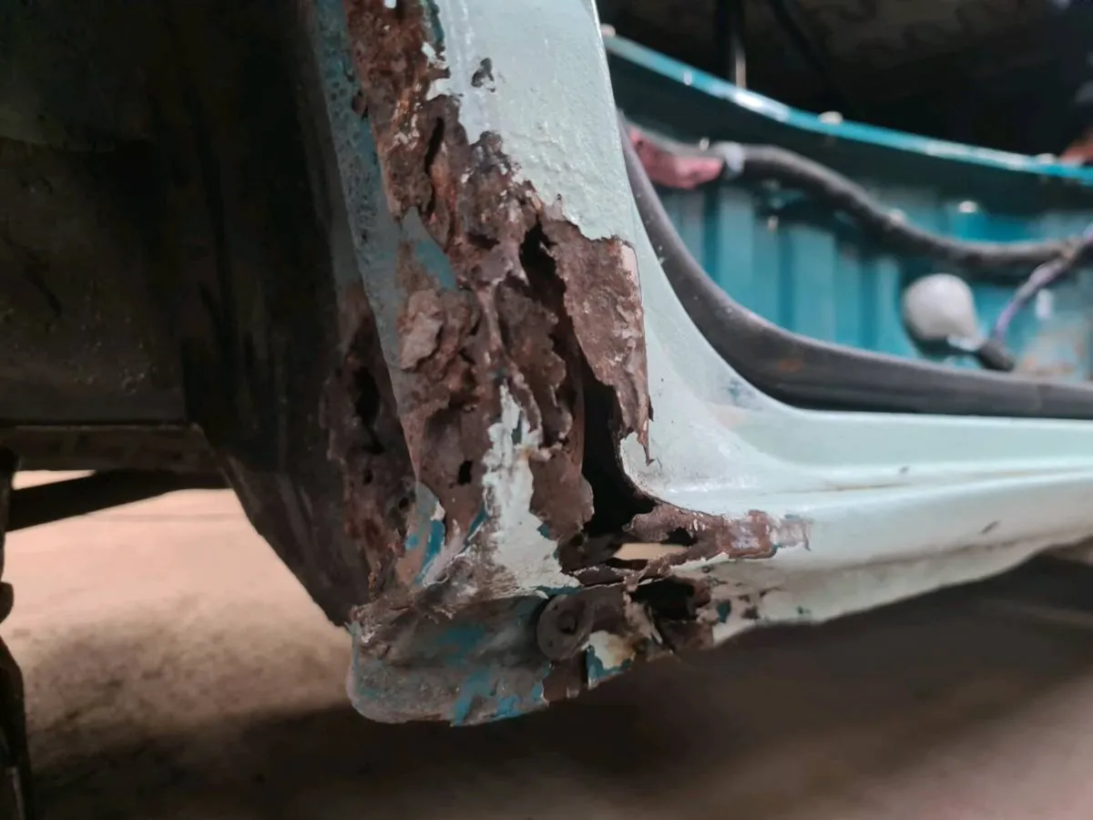Vehicle Welding - Image 4