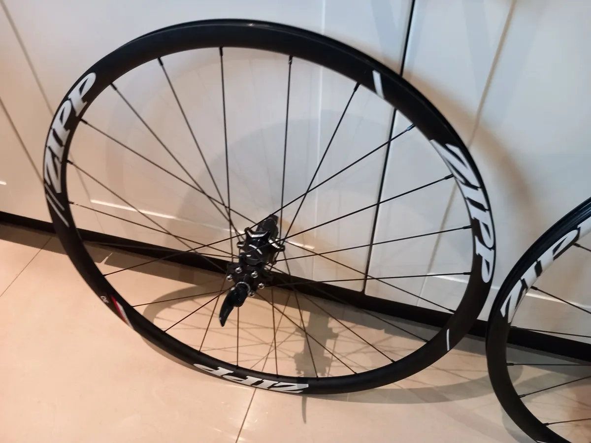 Zipp 30 Course wheelset - Image 3