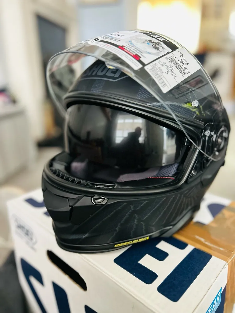 Shoei Helmet - Image 4