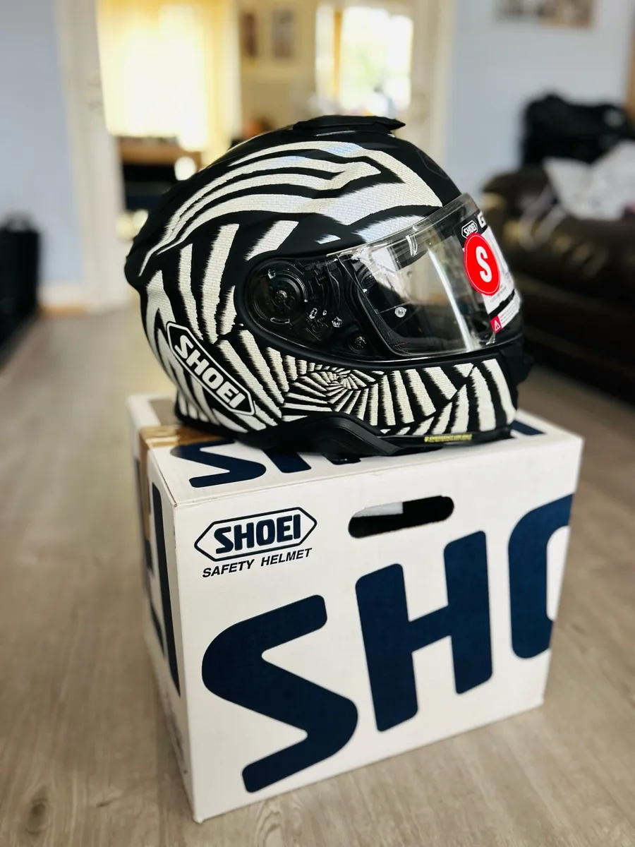 Shoei Helmet - Image 3
