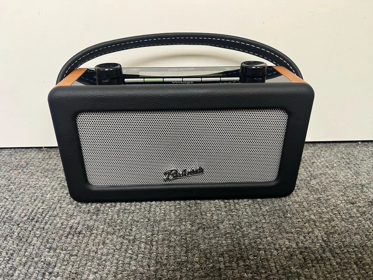 Roberts Vintage Radio Boxed - Image 2