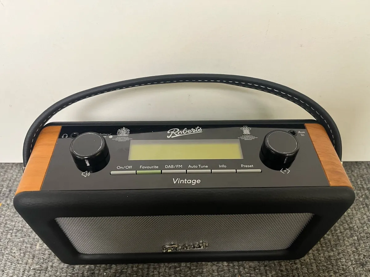 Roberts Vintage Radio Boxed - Image 3