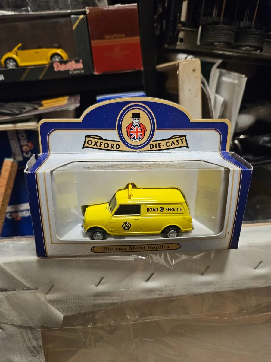 Corgi Vanguards Mini