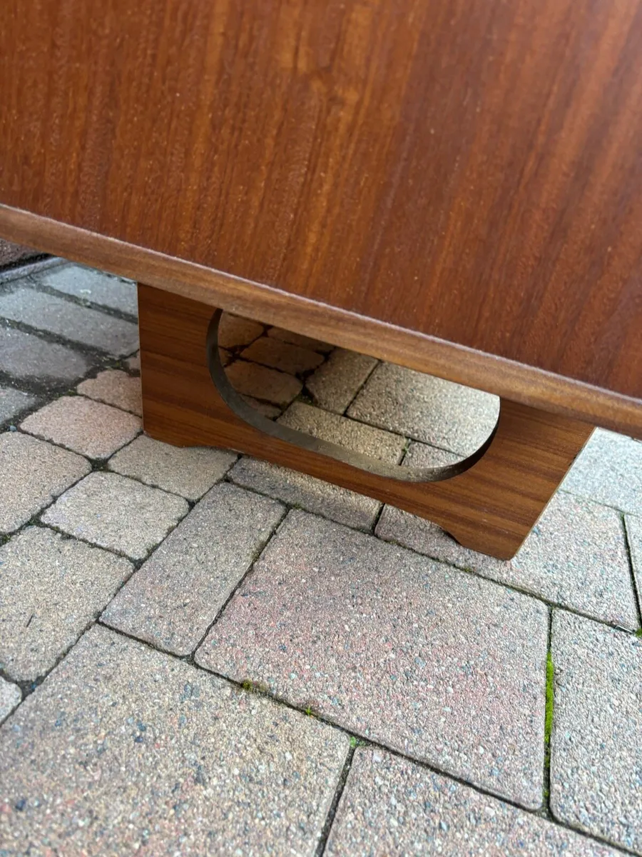 Mid century teak petit dressing table - Image 3