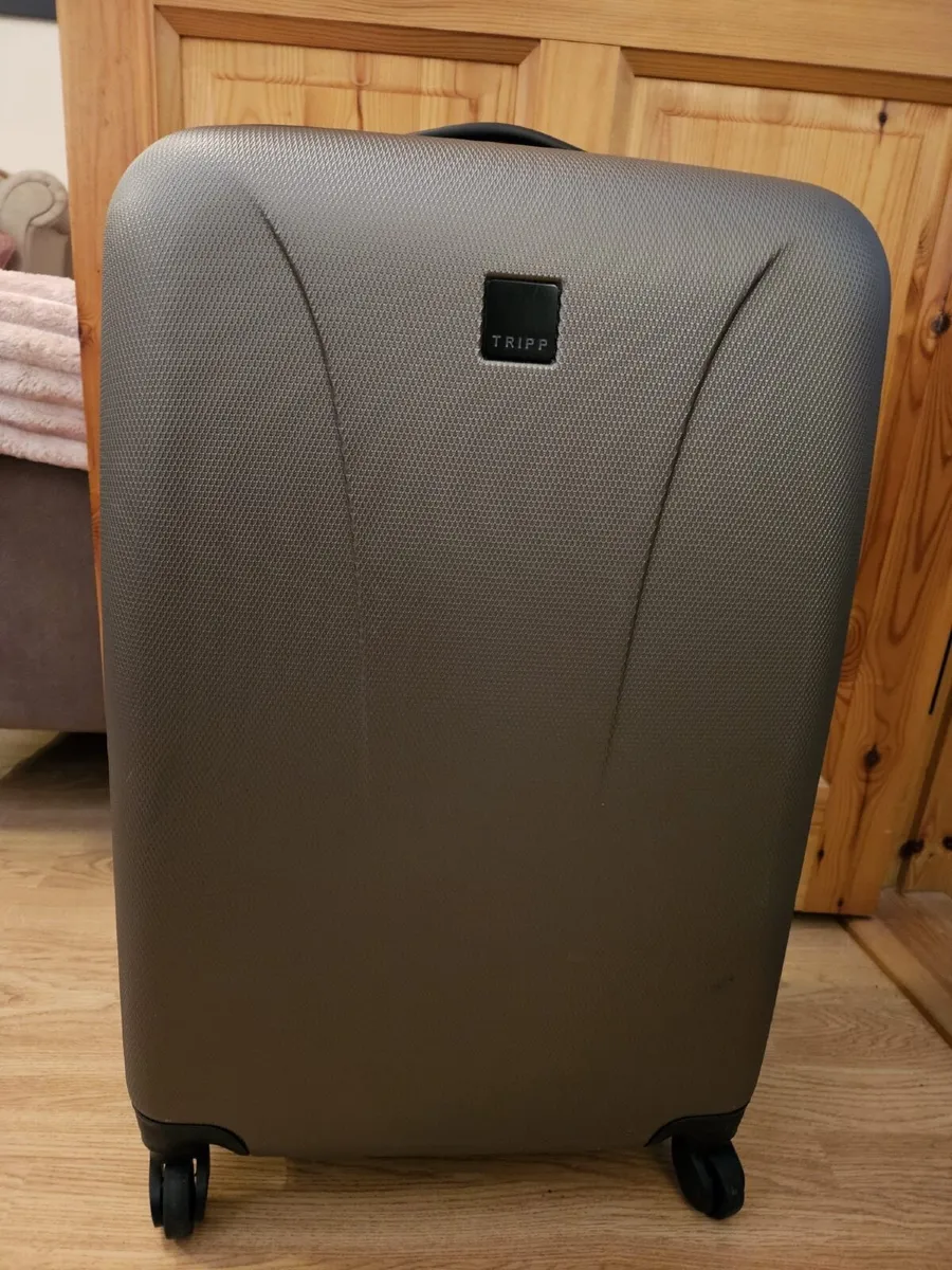 Suitcase - Image 4