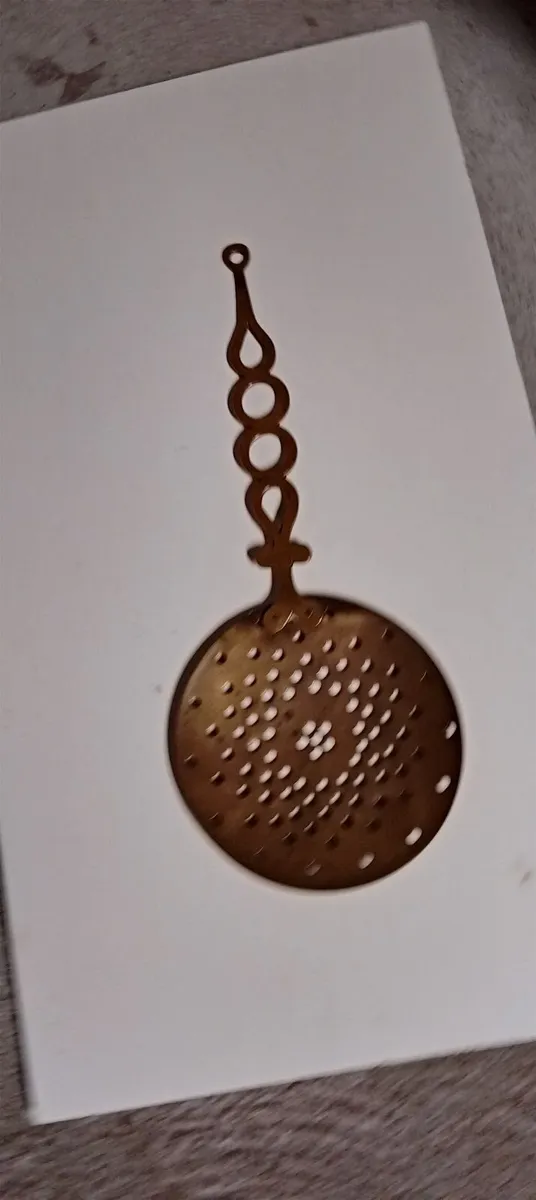 Antique brass piece - Image 2