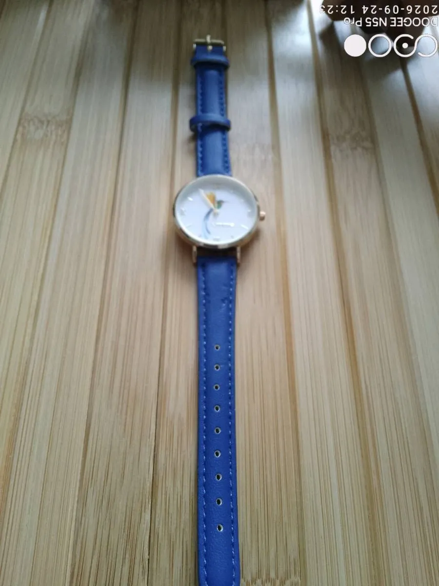 Women's Watch - Image 4