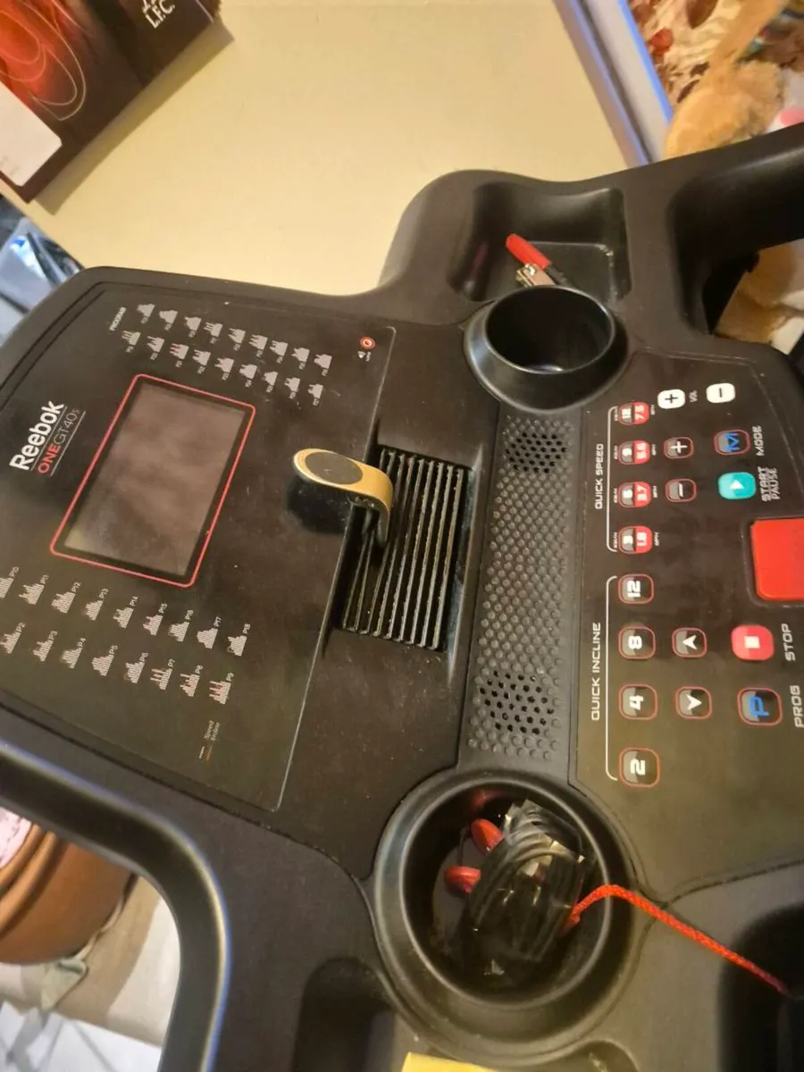 Reebook treadmill - Image 3