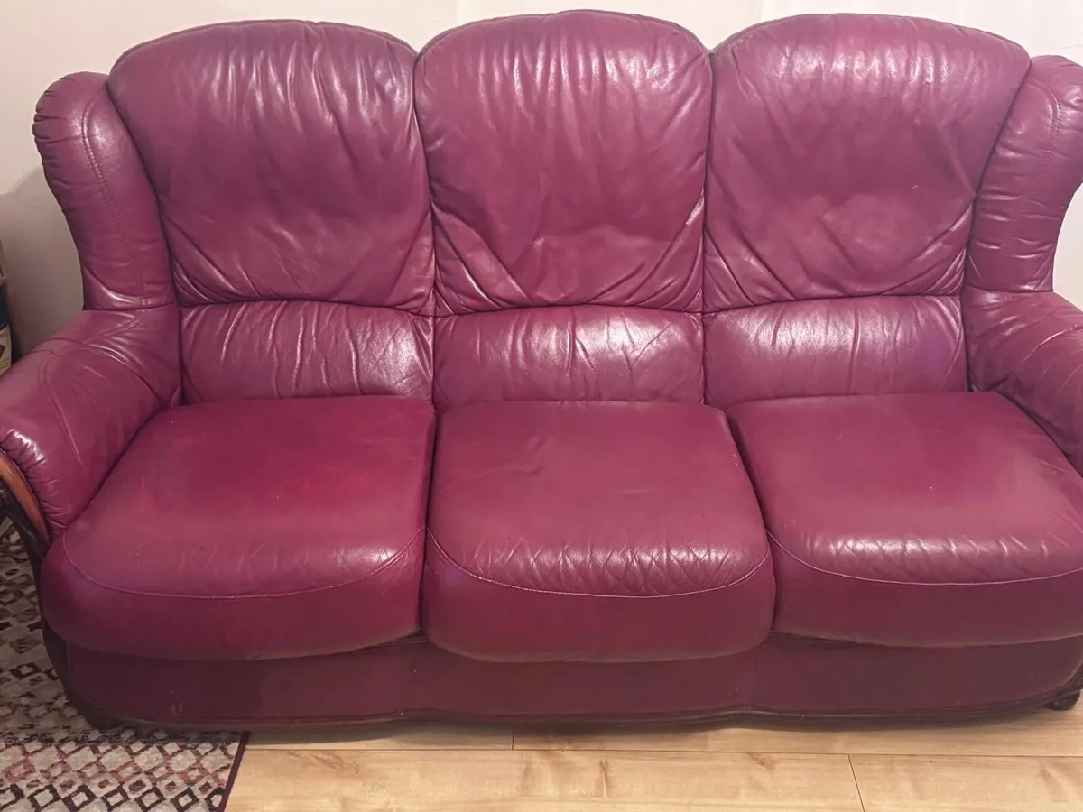 Couch- 3 seater - Image 2