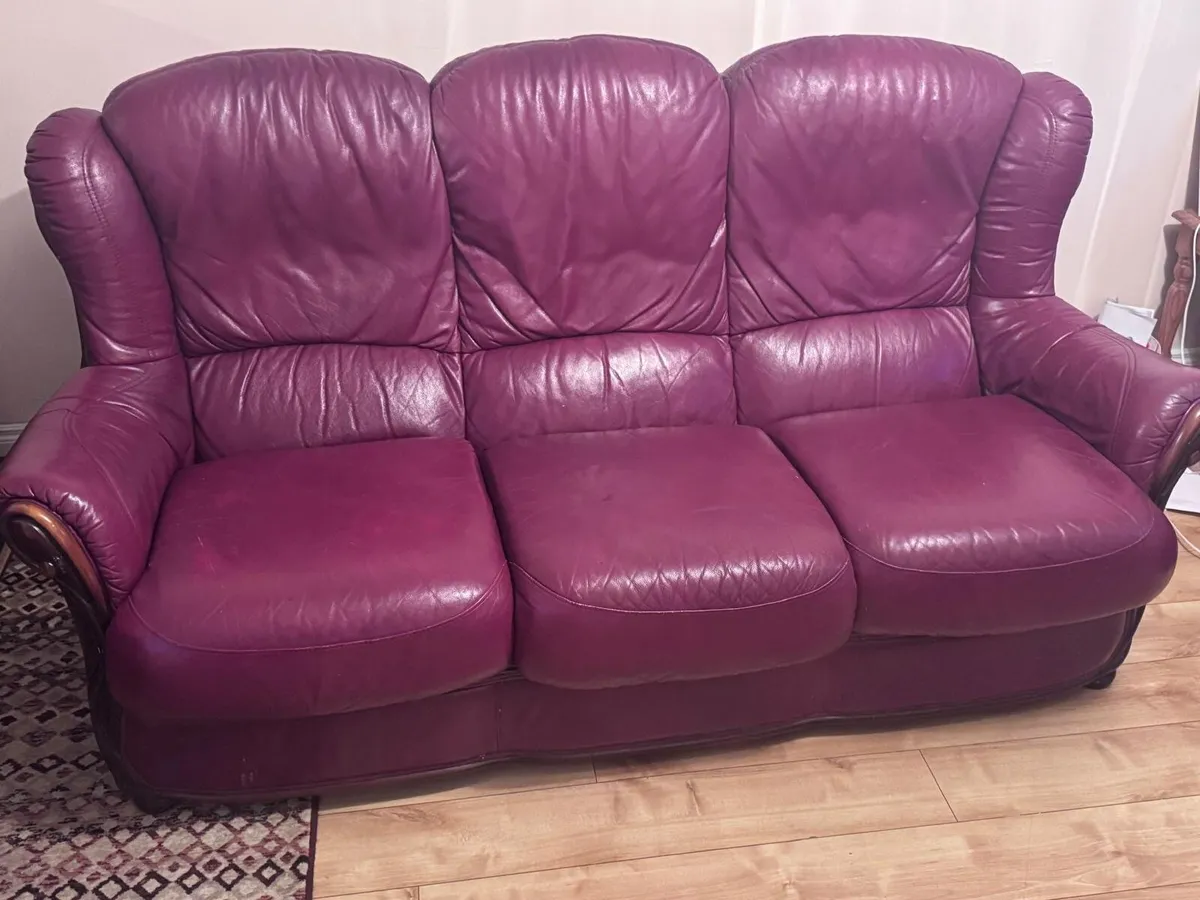 Couch- 3 seater - Image 3