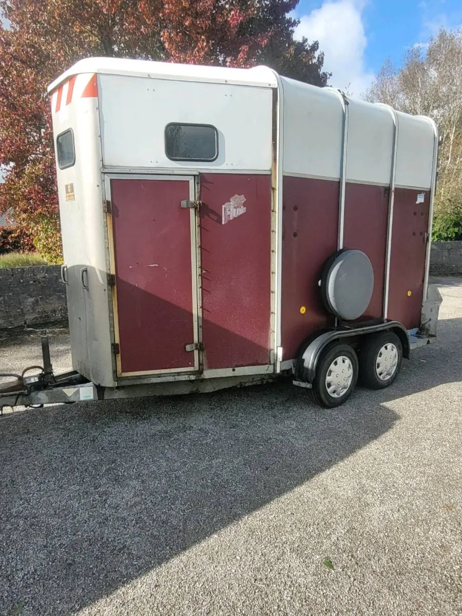 Ifor Williams 510 deluxe horse box - Image 2