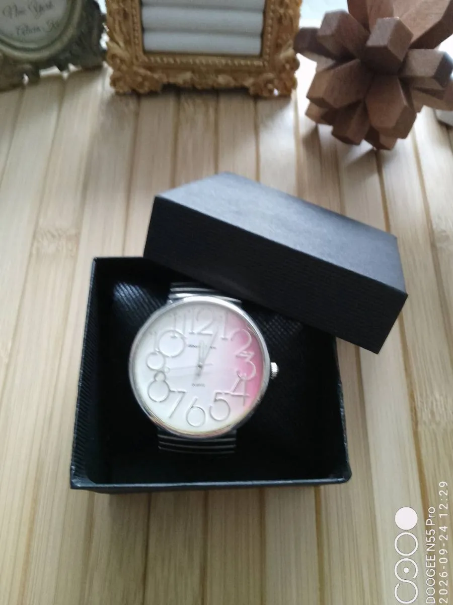 Women's Watch - Image 1