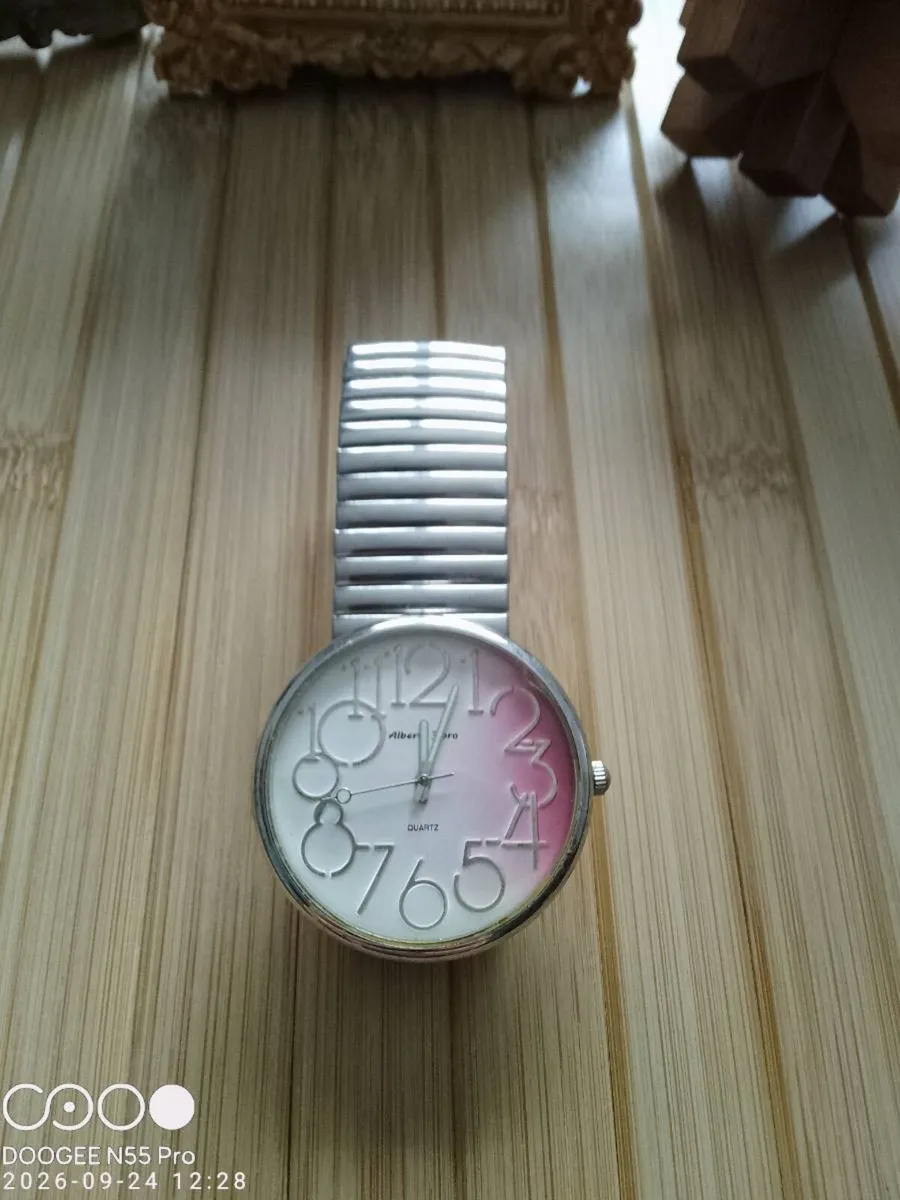 Women's Watch - Image 3