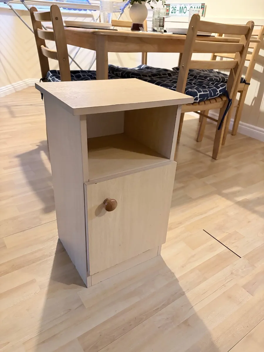 Small bedside table / cabinet – €15 - Image 2