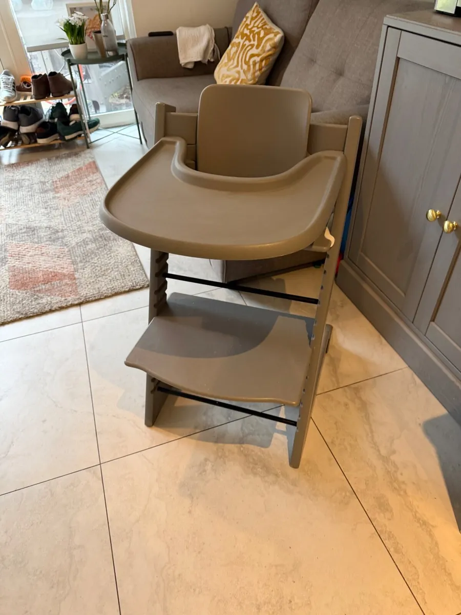 Tripp trap grey high chair - Image 1