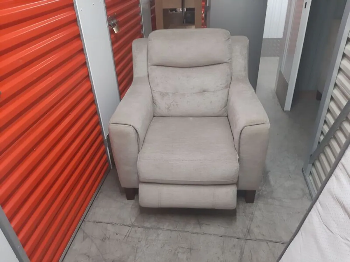 2 +1+,1 Reclining sofa with USB ports - Image 1