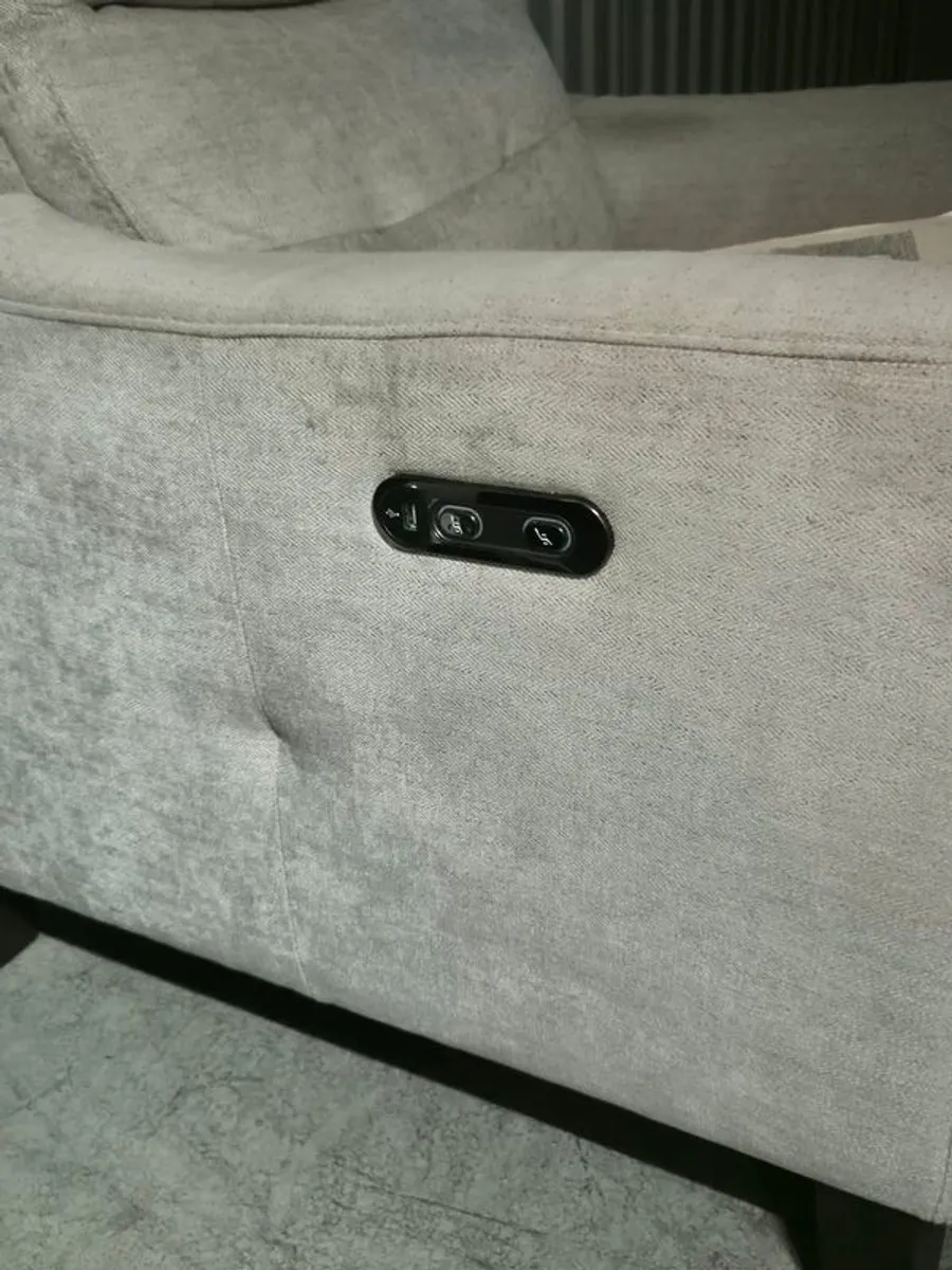 2 +1+,1 Reclining sofa with USB ports - Image 3