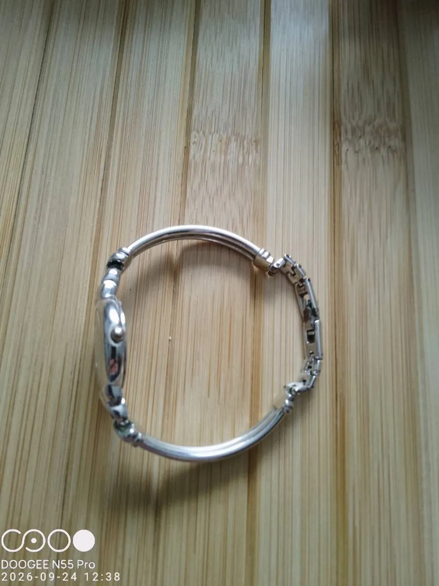 Women's Watch - Image 4