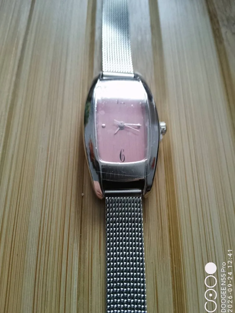 Women's Watch - Image 3
