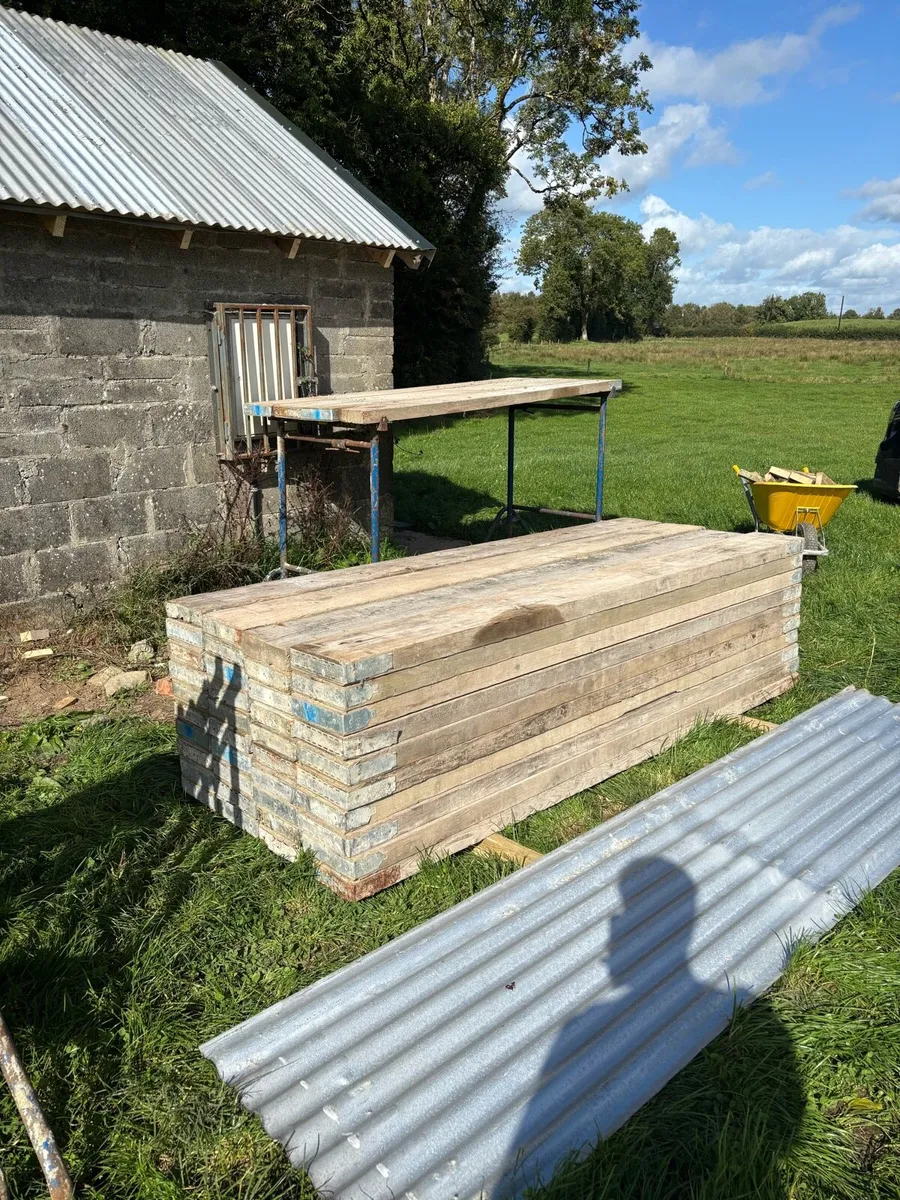 Trestles and planks - Image 2