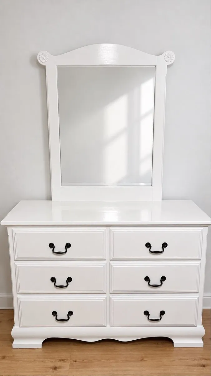 Dressing table