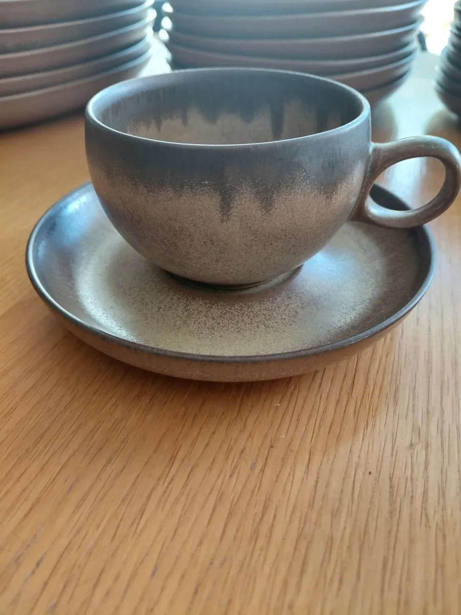 8 piece Vintage Dinner Service - Image 3