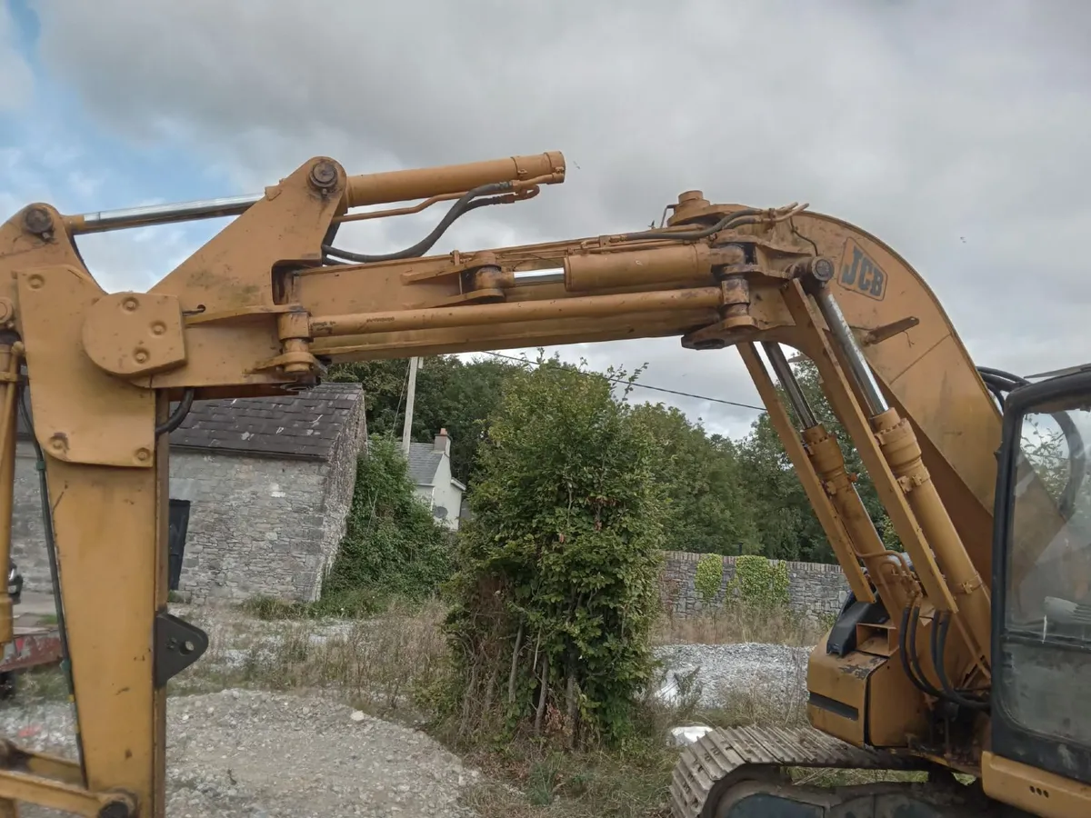 13.5 Tonne Digger For Sale - Image 2