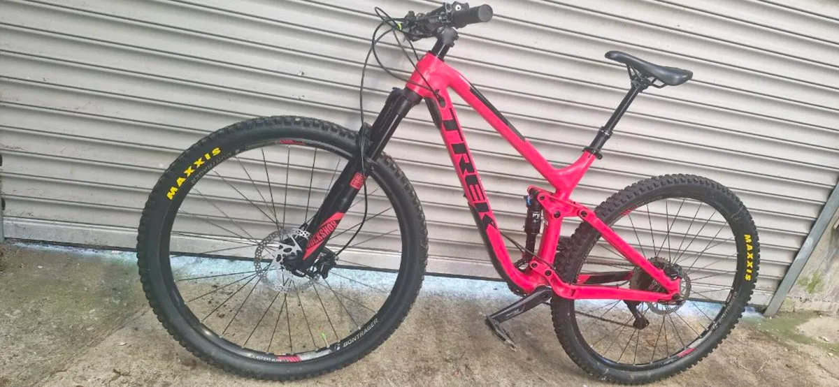 Trek Fuel EX 7 full suspension - Image 1
