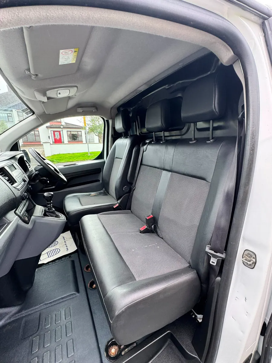 Opel Vivaro 2021 - Image 4