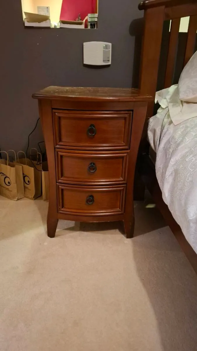 Mahogany Bedroom Set, Bed, Dresser, lockers - Image 2