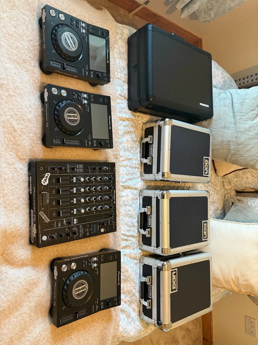 Home DJ Set Up - Image 1