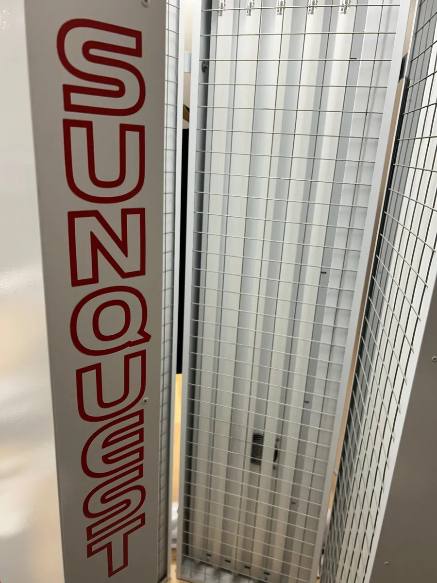 Sunbed - Ibiza stand up tanning bed - Image 1