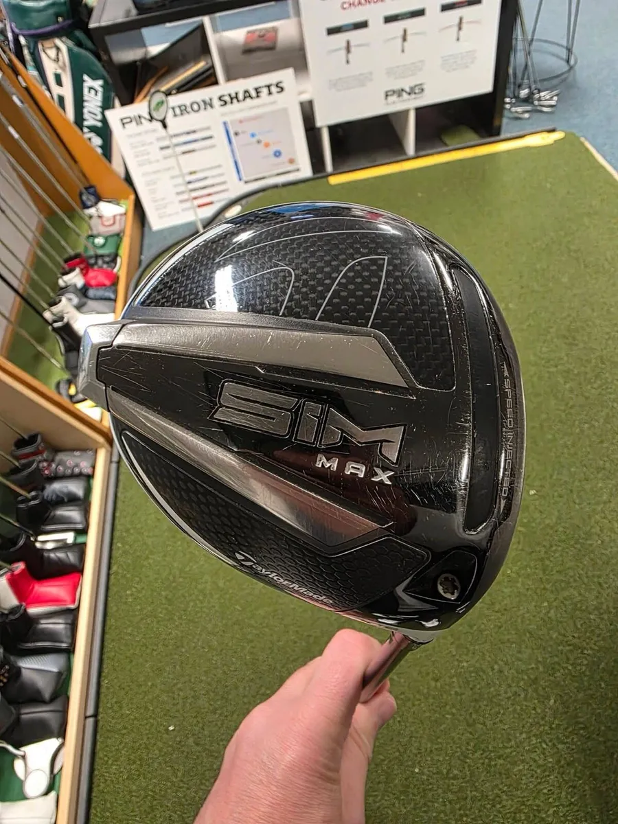 Taylormade Sim Max Driver - Image 1