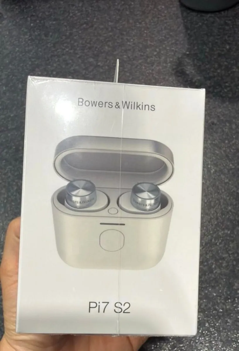 Earbuds Bowers & Wilkins Pi7 S2 earphones