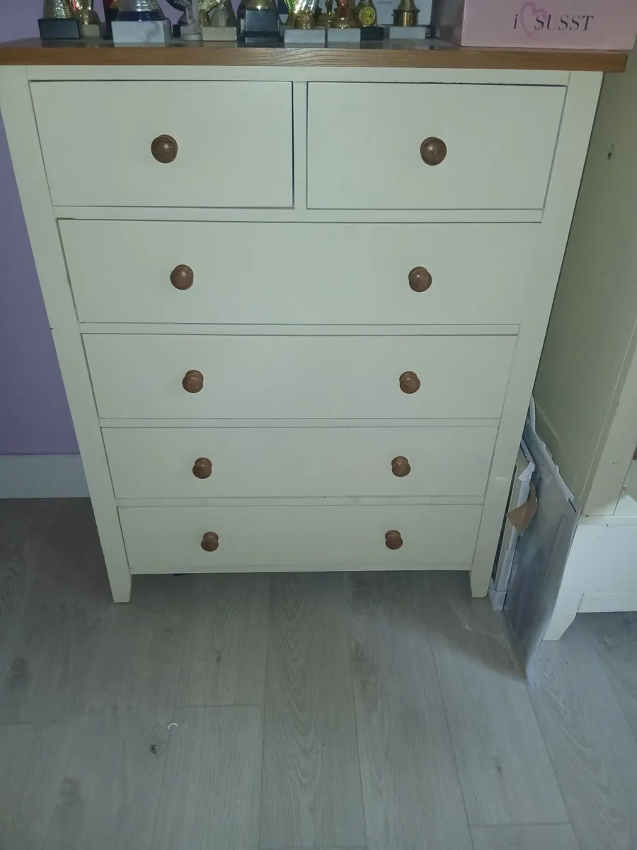 Bedroom furniture - Image 3