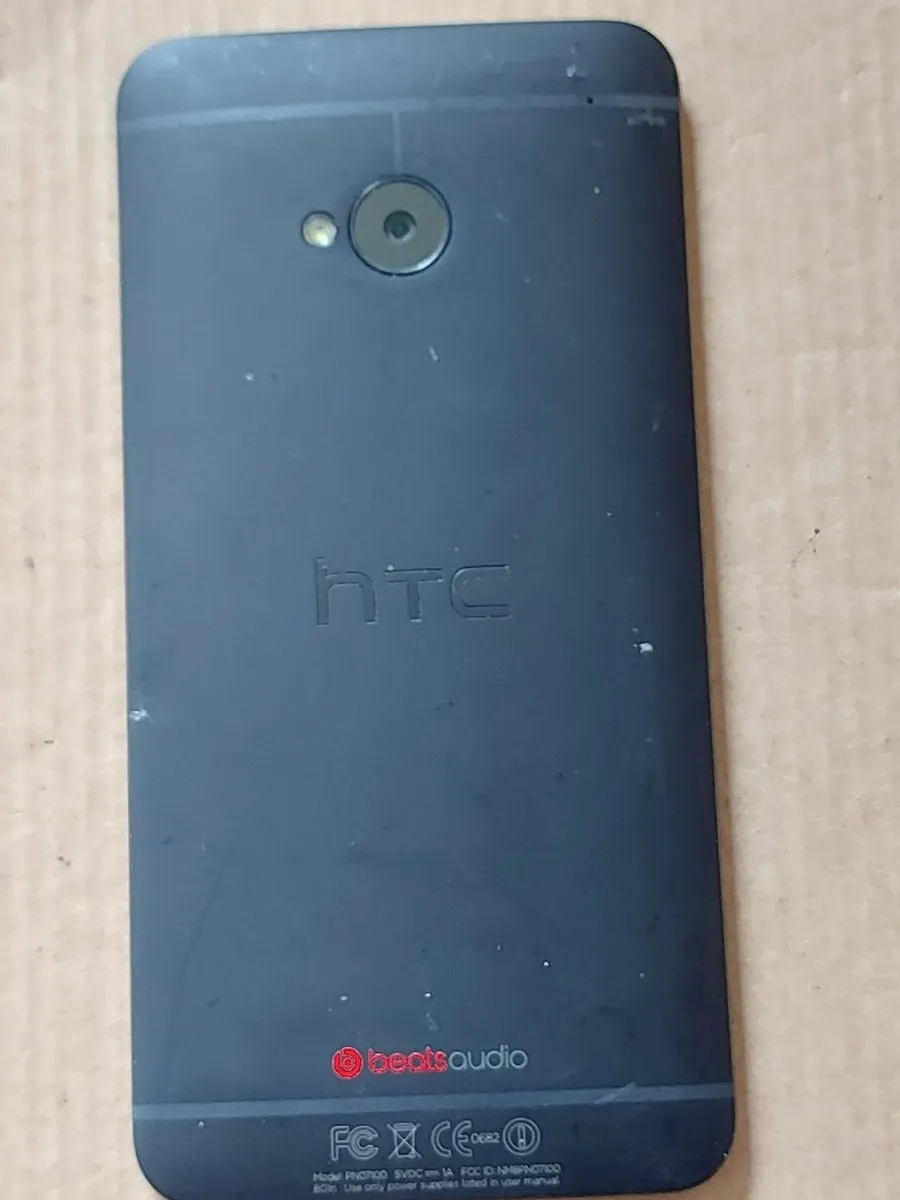 HTC One, 32GB, Mobile phone in excellent condition - Image 3