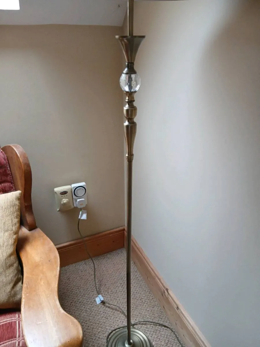 Floor Lamp - Image 4