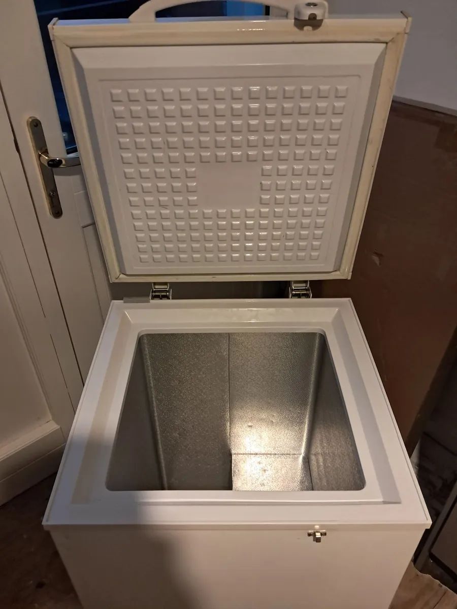 Freezer - Image 1