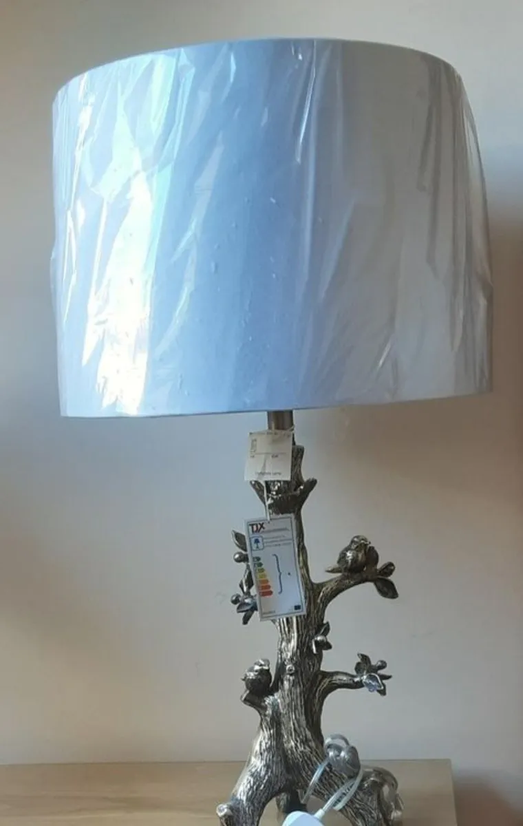 Beautiful Brand New Large Statement Lamp - Image 3