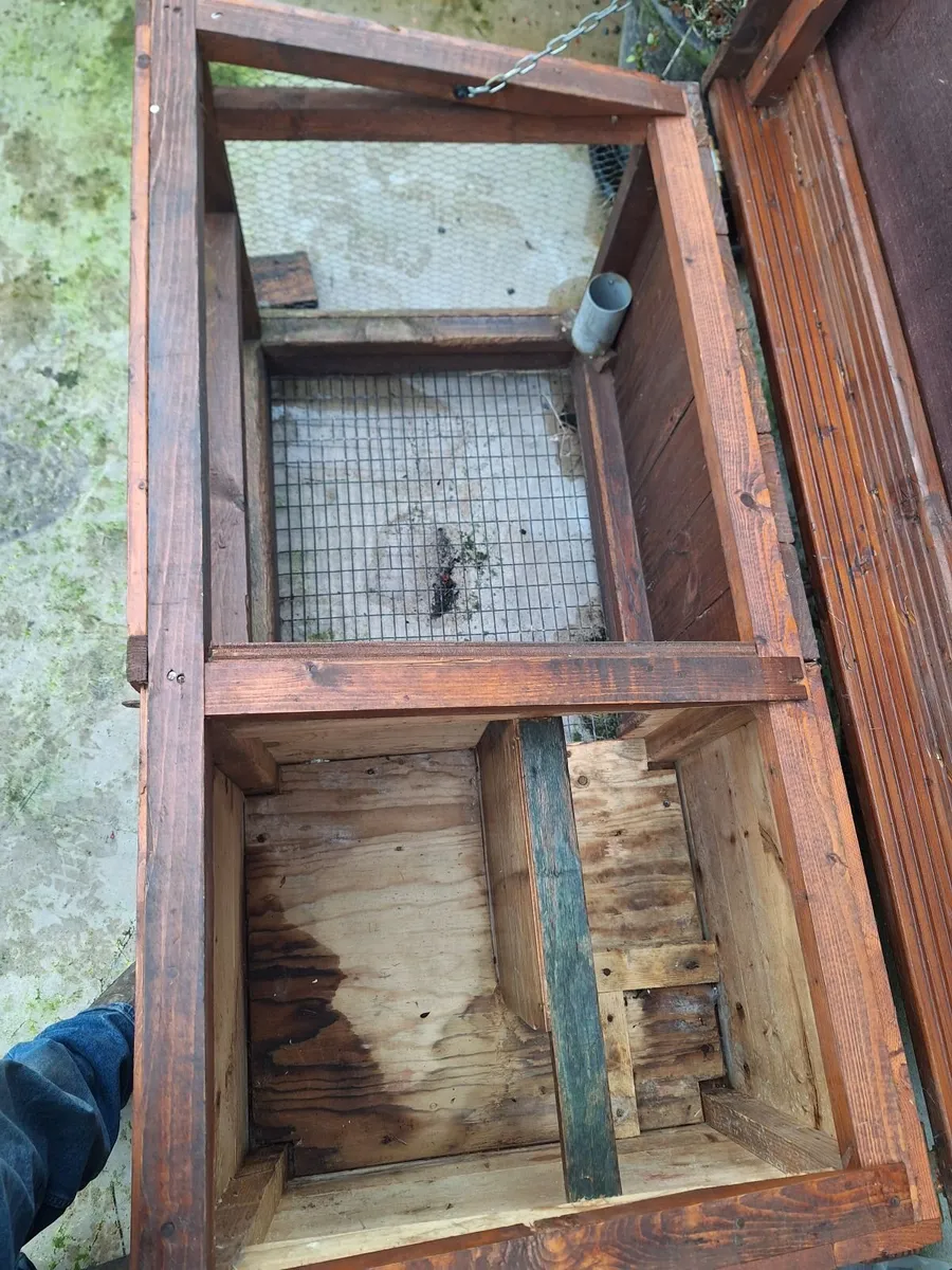 Rabbit hutch - Image 3