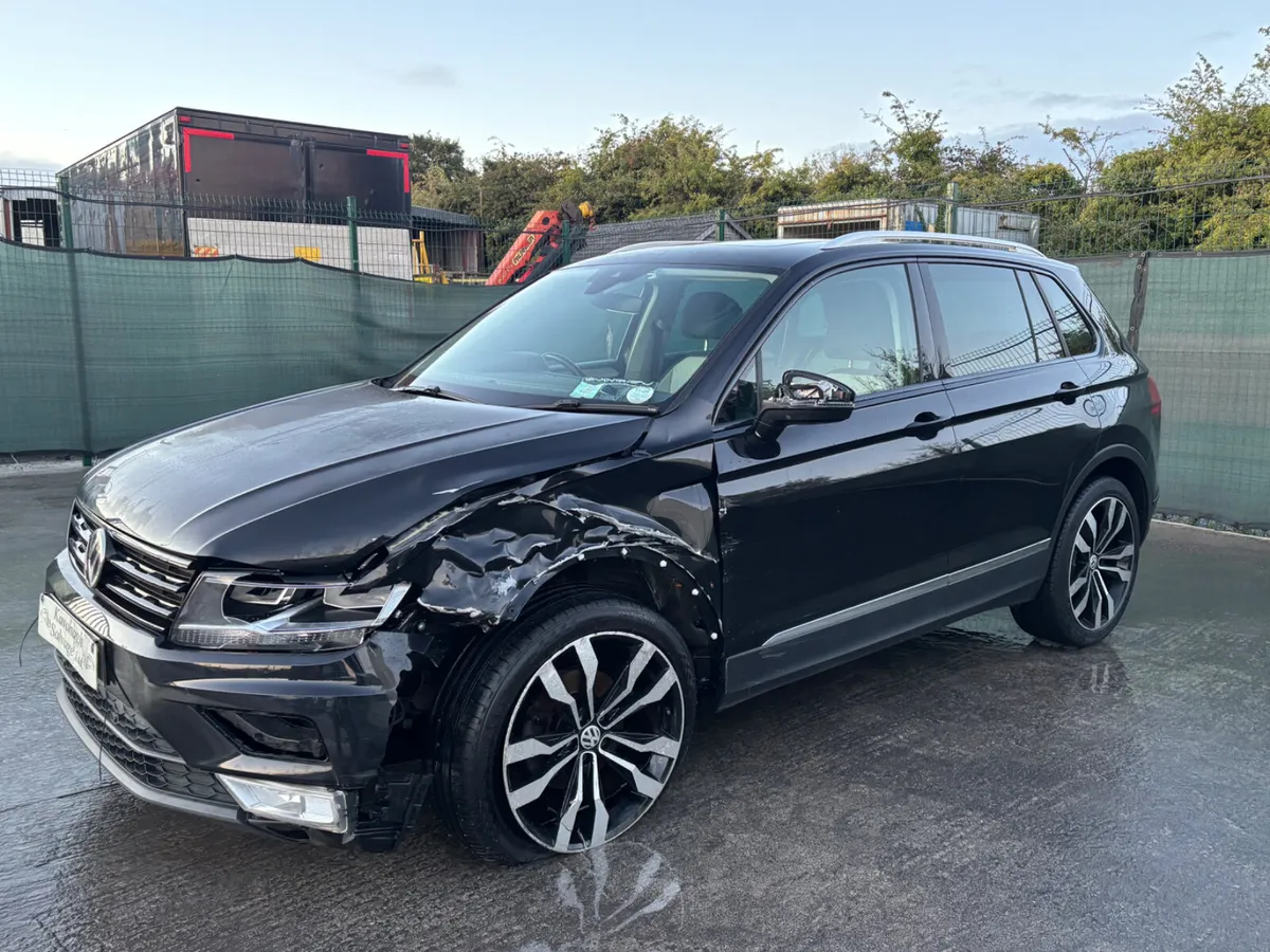2017 Volkswagen Tiguan  2.0 Tdi - Image 2