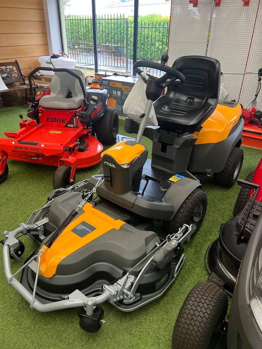 STIGA PARK 500 OUTFRONT MOWER - Image 1
