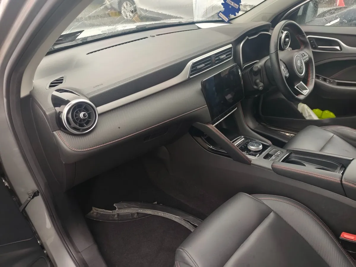 2023 mg zs - Image 3